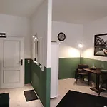 Schaebu! Apartment 6 Altmarkt Im Gruenen